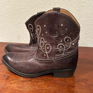 MIZ MOOZ Size 8 Cowboy Booties Cozumel Leather Light Wear